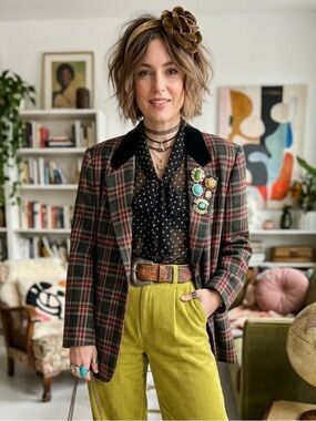 VTG 90's Sag Harbor Dark Gray Plaid Blazer with Black Velvet Color Size 14